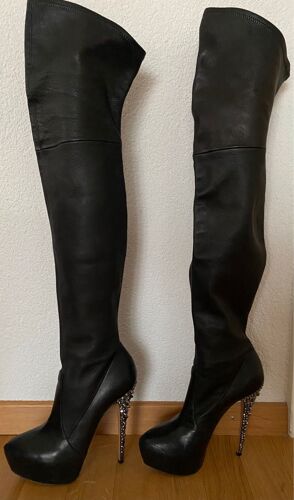 Cascadei Shoes 