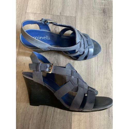 Chaussures Découvertes À Talons Compensés Cuir Bleu Taille 36 Marque Minelli 