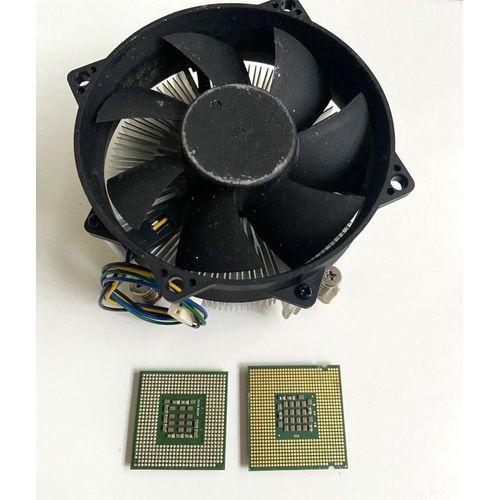 2 Processeurs CPU Intel Pentium 4 SL7PU + SL79L +Dissipateur + Ventilateur Ordi
