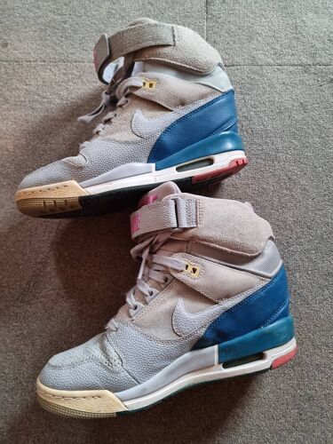 Nike Air Revolution Sky Hi - 40