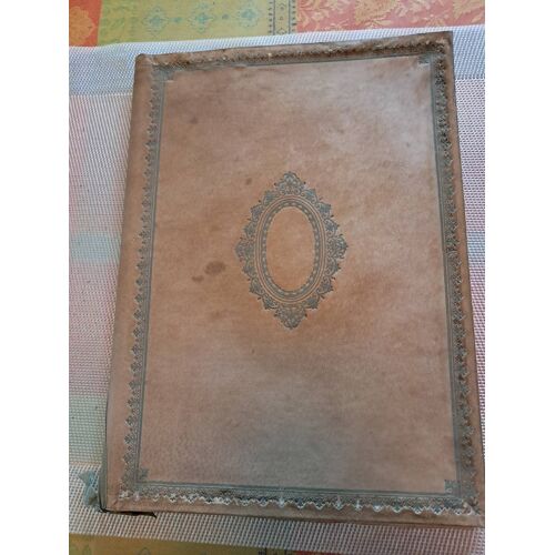 Reliques Emouvantes Ou Curieuses De L'histoire