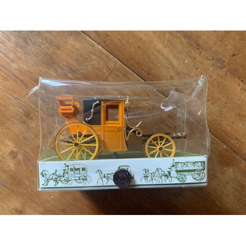 Brumm 4 Coupe Dormeuse 1830-Brumm