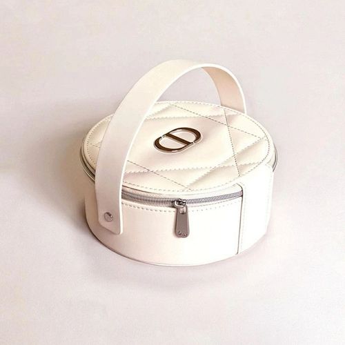 Vanity DIOR beige nude