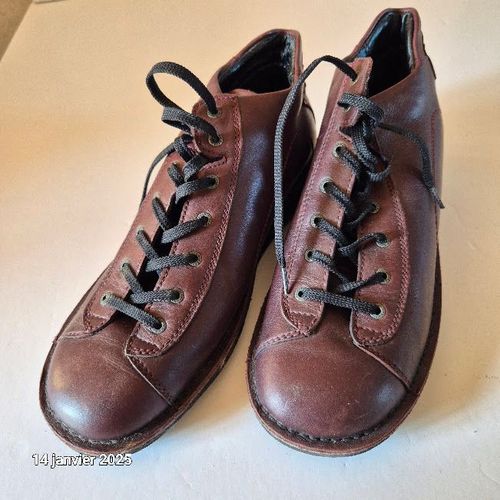 Kickers Originales En 40 Femme . Comme Neuve, Cuir Satin Intérieur Et Extérieur.