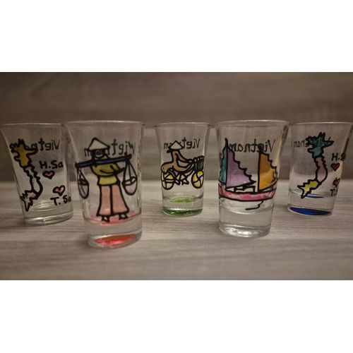 Lot De 5 Verres Liqueur Décoratif Vietnam
