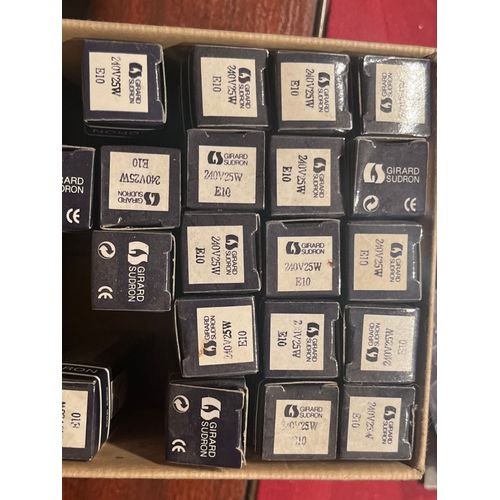 Ampoules Girard Sudron, 240 V 25 W. E10