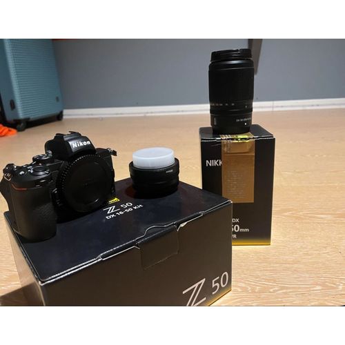 Nikon z50 20.9 mpix + Objectif dx 16-50 + Objectif dx 50-250 kit