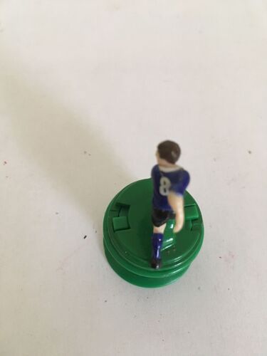 Joueur Pro Action Football Numéro 8 Bleu Seul