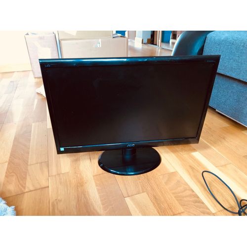 Écran AOC et clavier Fujitsu