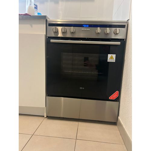 * Cuisinière à induction 60cm FAR CI606021IX coloris inox