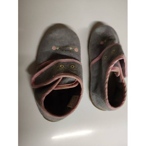 Chaussons Gris Taille 25
