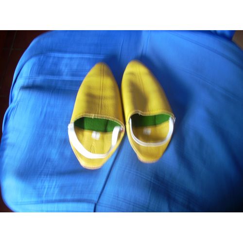 Babouches Longueur 18 Cm.