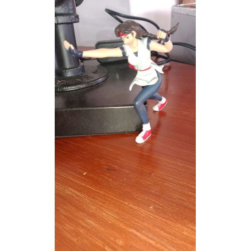 King Of Fighters Yuri Sakazaki Mini Figure Capcom