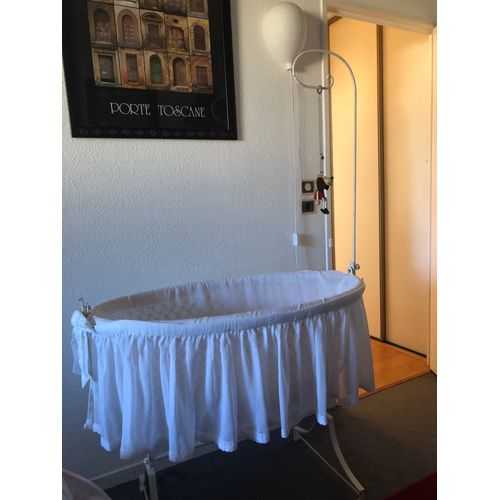 Berceau En Fer Forgé Avec Matelas, Draps Et Voilages