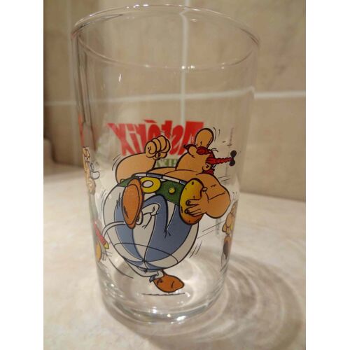 Verre Asterix Chez Les Bretons Avec Obelix Et Iidefix