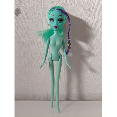 Poupée Monster Lagoona