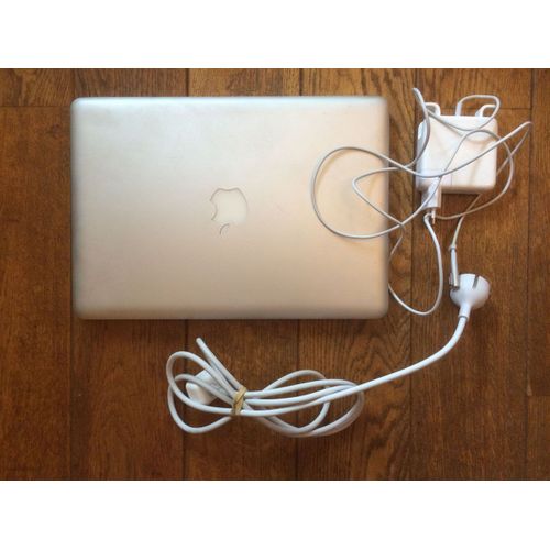 Apple MacBook Unibody 2011 - 13" Intel Core 2 Duo - Ram 2 Go - DD 250 Go