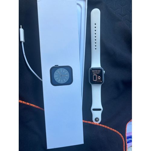 Apple Watch Series 8 - Boîtier Aluminium Argent 41 Mm