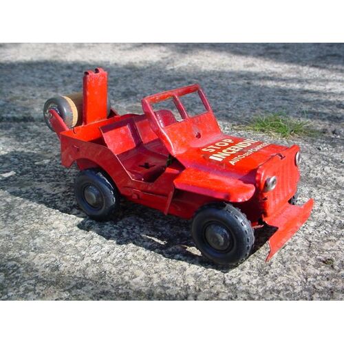 Jeep En Tole 'joyax " An 60 Pompiers-Joyax