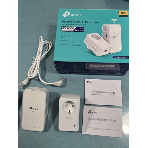 Prises CPL avec répéteur wifi intégré 