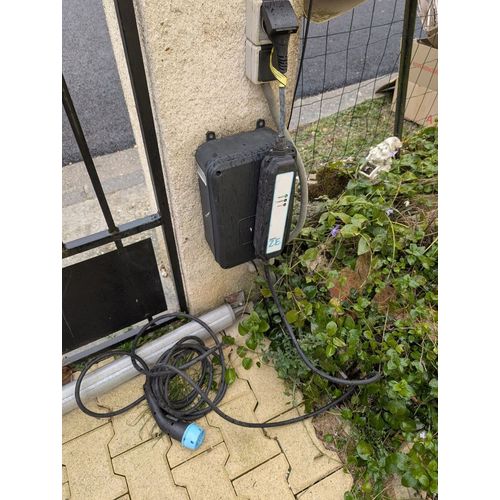 Câble De Recharge Véhicule Électrique Et Hybride