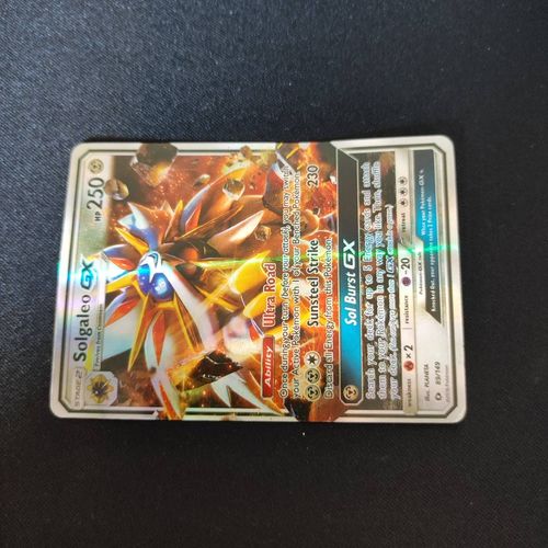 Carte Pokémon Solgaleo Gx Hp250.