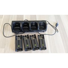 Station De Chargement 4 En 1 Avec 4 Piles Rechargeables De 2800 Mah Pour Télécommande Wii (Black)
