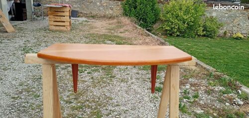 MEUBLE ETAGERE AVEC EN PLUS UNE ETAGERE AVEC DEUX PATES .