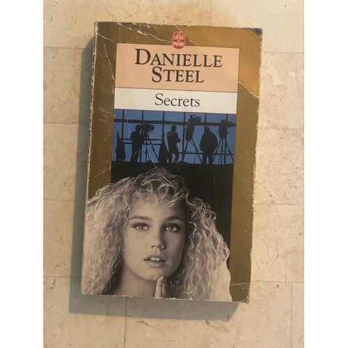 Secrets, Par Danielle Steel 