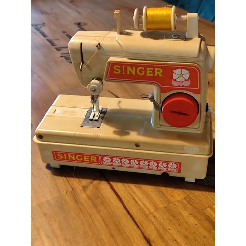 Machine à Coudre Singer