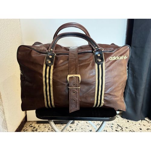 Sacs de sport adidas cuir marron an 50/60 authentique vintage absolument magnifique 