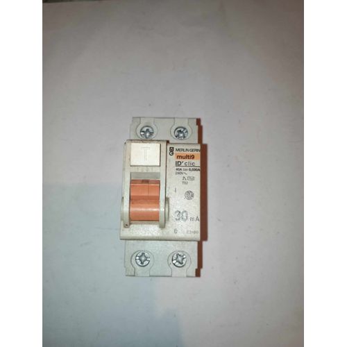 23160 Interrupteur Différentiel Merlin Gerin Id' Clic 30ma multi 9
