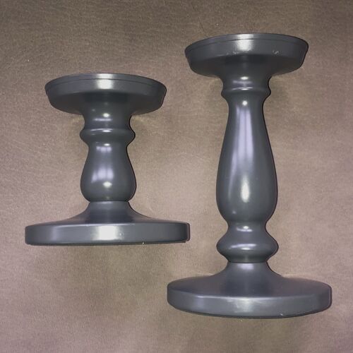 Lot de 2 bougeoirs en métal anthracite pour bougie de Ø 8 cm maxi H. 13 et 21 cm
