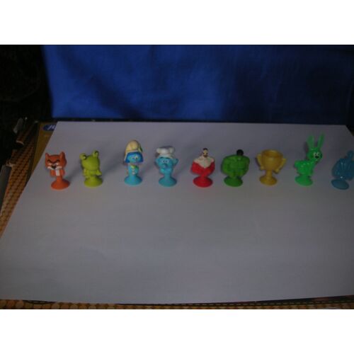 Lot De 9 Stikeez Divers.
