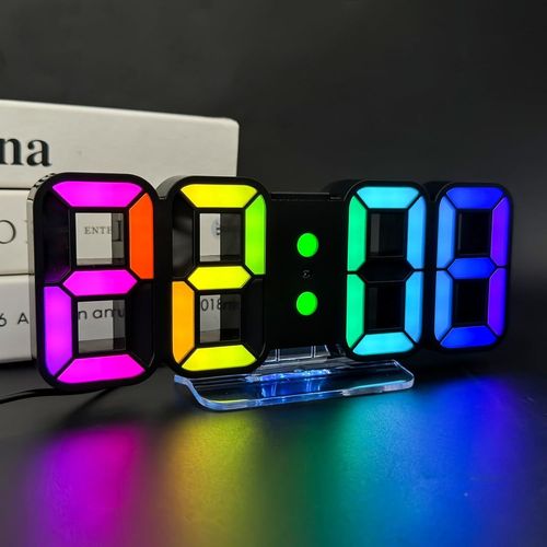 Horloge Murale Numérique Digitale Réveil Lumineux LED 14 RGB Couleur 12/24 Heures Mode Veille avec Télécommande Décoration Bureau Gaming Chevet Noir
