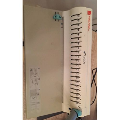 Relieuse Cb205