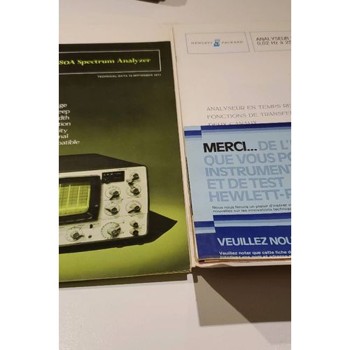 Notice Hewlett Packard 3580A spectrum analyzer