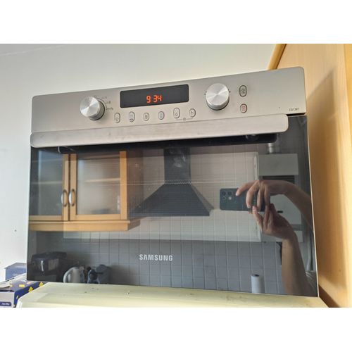 Micro-ondes combiné Samsung CQ138T