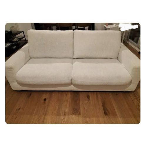 Canapé Poltron É Sofa