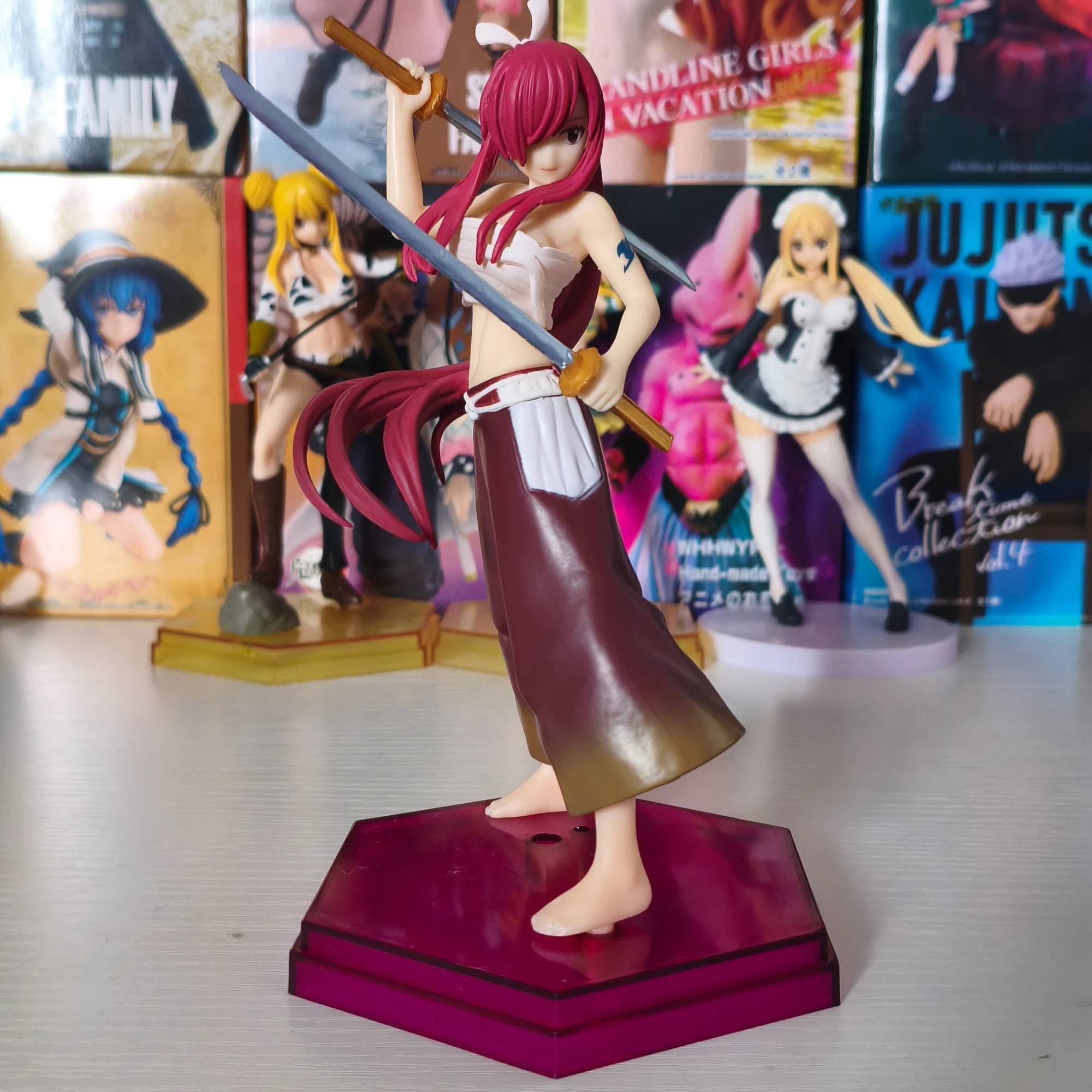 Erza Scarlet Figurine pas cher - Meilleures offres neuf et occasion, image size:2000x2000