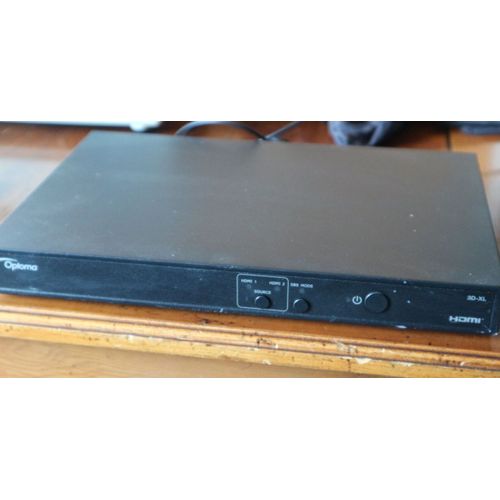 Videoprojecteur optoma hd67 + boitier 3dxl + 5 paires de lunettes dlp