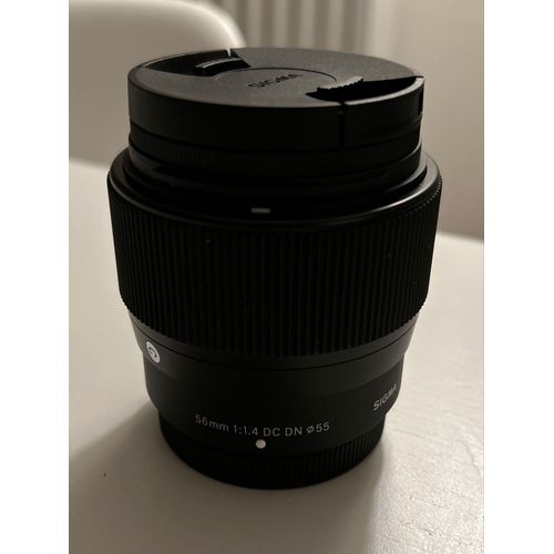 Sigma 56mm fujifilm 1:1.4 DC DN 55