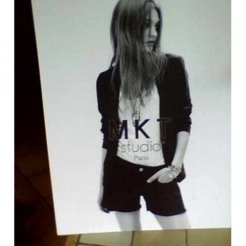 Mkt Studio Paris , Photo décorative en noir et blanc sur socle dépliant pour tenir seule verticalement - 35x45cm - Décoration