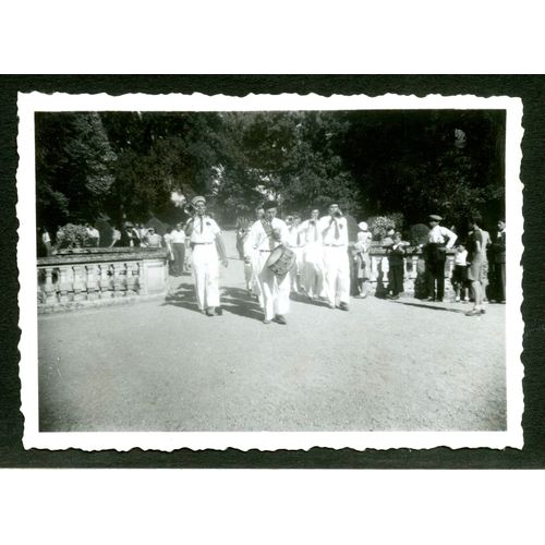 Photo Château De La Fontaine, Dangé, Les Musiciens, 1947