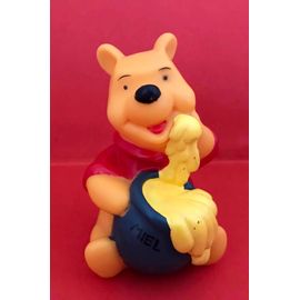 Figurine Winnie L'ourson Assis Qui Mange Du Miel - Série Winnie L'ourson (Disney)