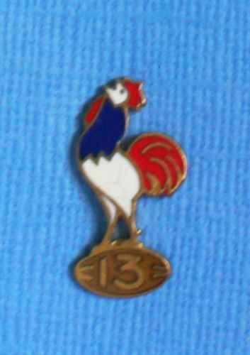 16918 // 1 Pin's : Rugby À 13 Coq Sportif Tricolore . (Fraisse Demey Paris) À Vis
