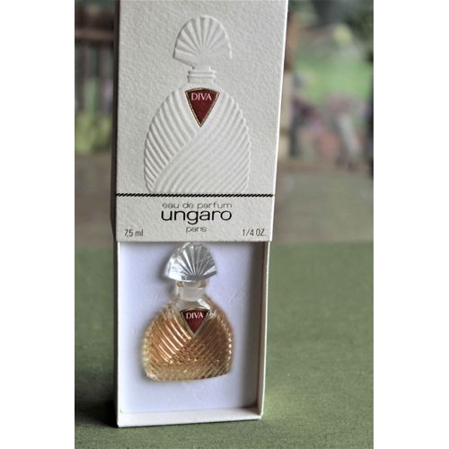 Neuve Et Fermèe Dans Sa Boîte D'Origine,Miniature Ungaro Diva.Eau De Parfum .4,5ml.Envoi Mondial Relay.