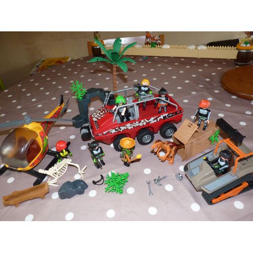 Gros Lot Playmobil Chasseurs De Dinosaures Helico , Tout Terrains Etc