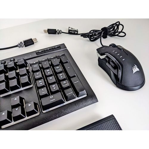 Pack Corsair gaming Clavier K68 RGB + Souris Glave RGB