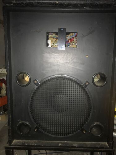 CAISSON DE BASSES OCCASION AMPLIFIE 800 W RMS